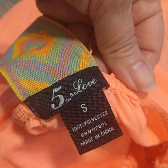 Beautiful dress by 5& love 🍀🌸🌼💕 - Picture 10 of 12